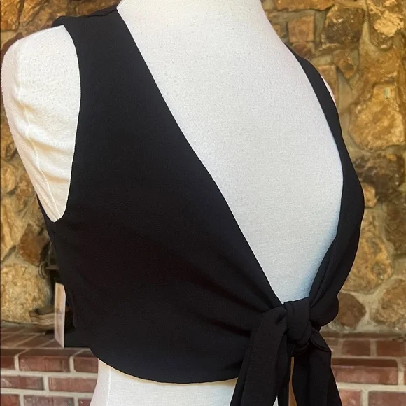 Show Me Your Mumu Crop Top - Picture 2 of 6